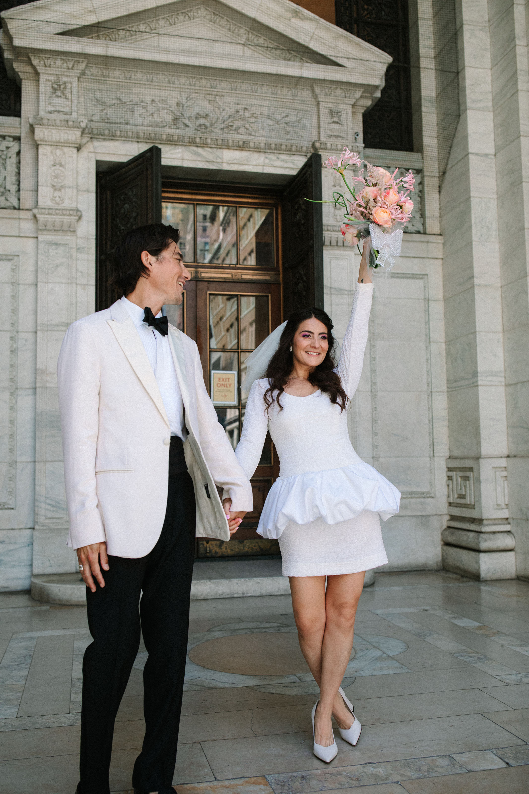 Las Vegas Inspired Elopement at the Plaza Hotel NYCLas Vegas Inspired Elopement at the Plaza Hotel NYCLas Vegas Inspired Elopement at the Plaza Hotel NYC
