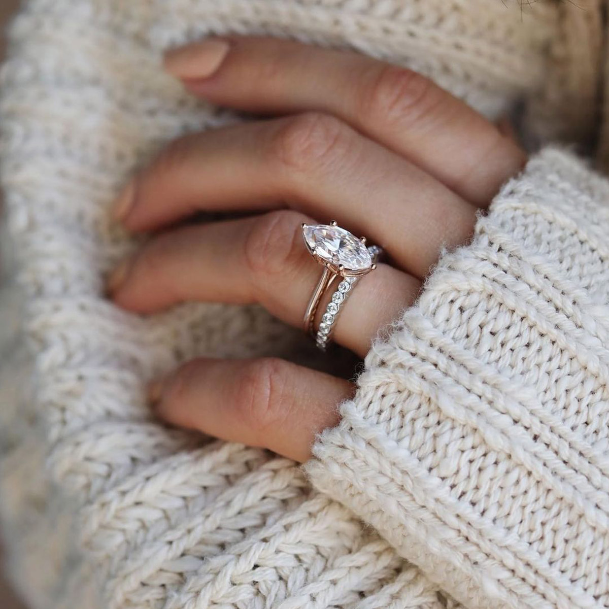 anspændt Jobtilbud marxistisk 17 Best Places to Buy Engagement Rings for Women - Full Guide