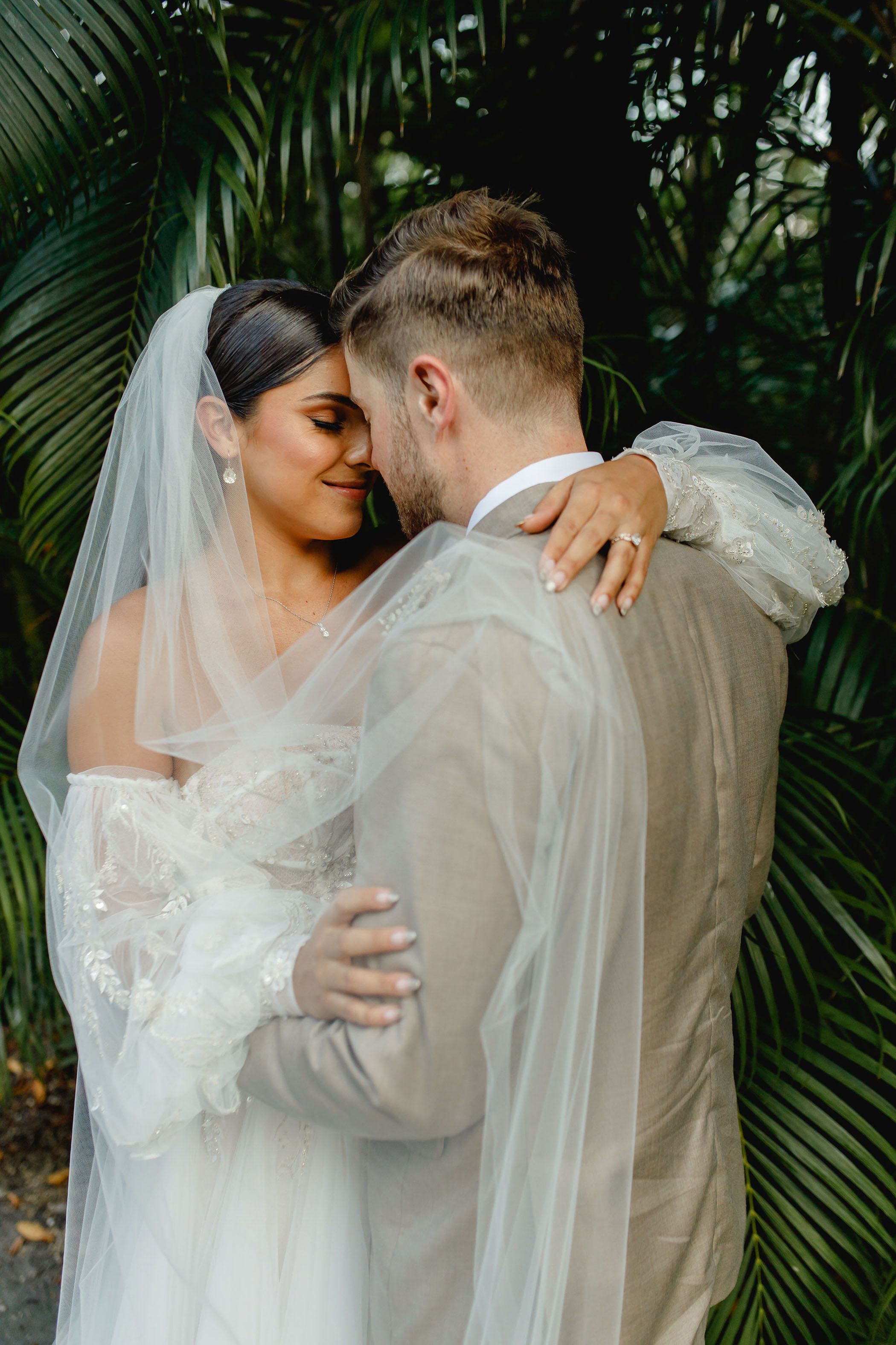 Zesty Citrus-Infused Destination Wedding in Mexico