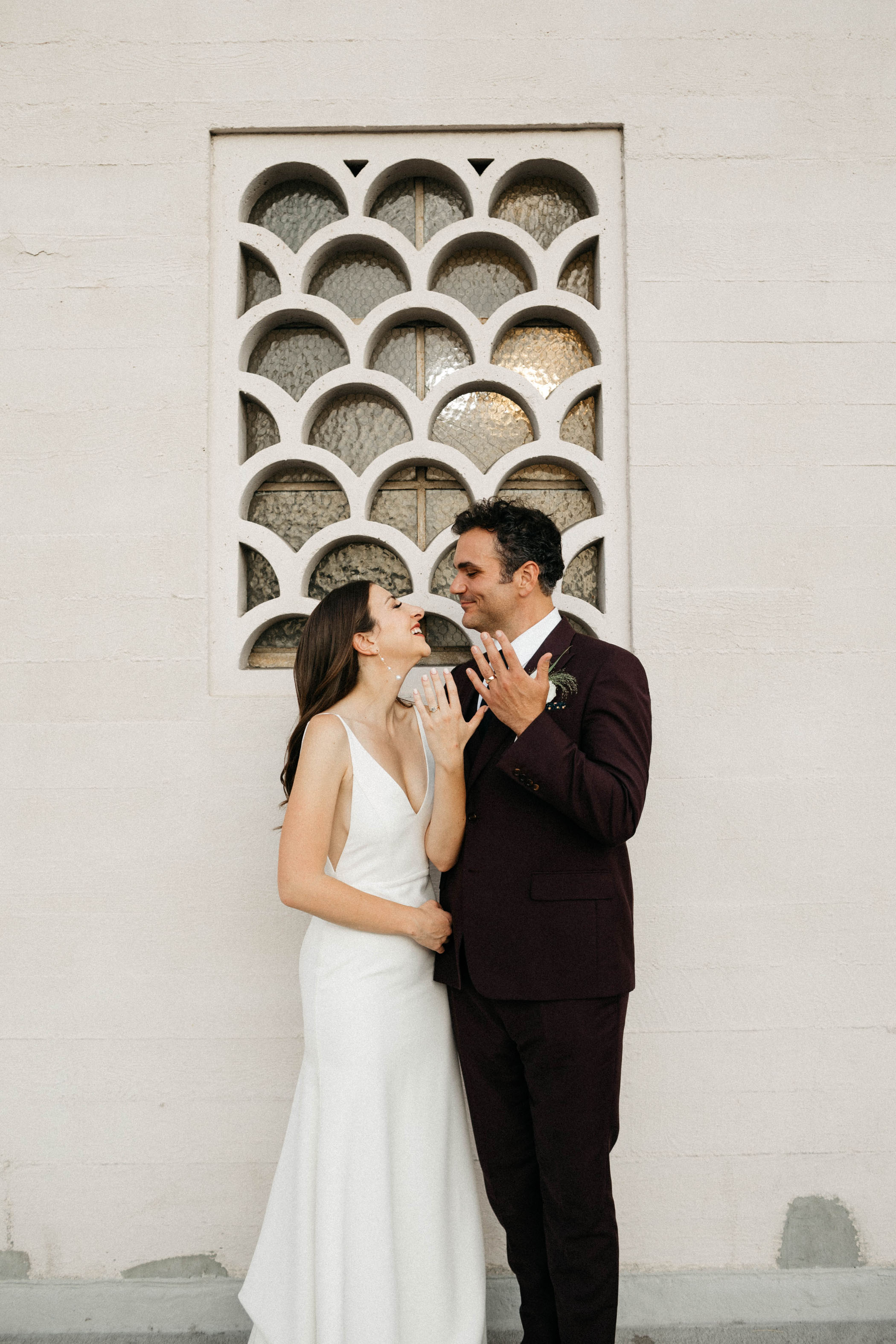 A Modern Los Angeles Wedding Honoring Jewish Traditions for Podcast Hosts