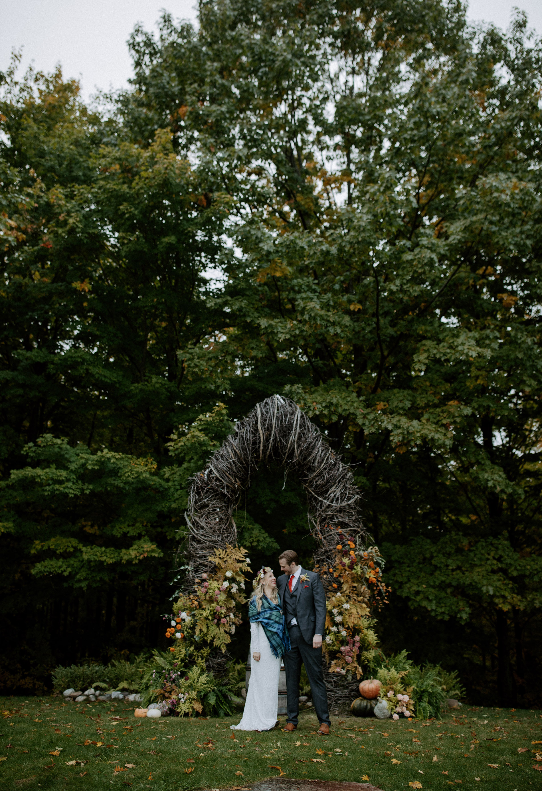 A Vineyard Wedding in Michigan Full of Fall Foliage & Scottish Flair