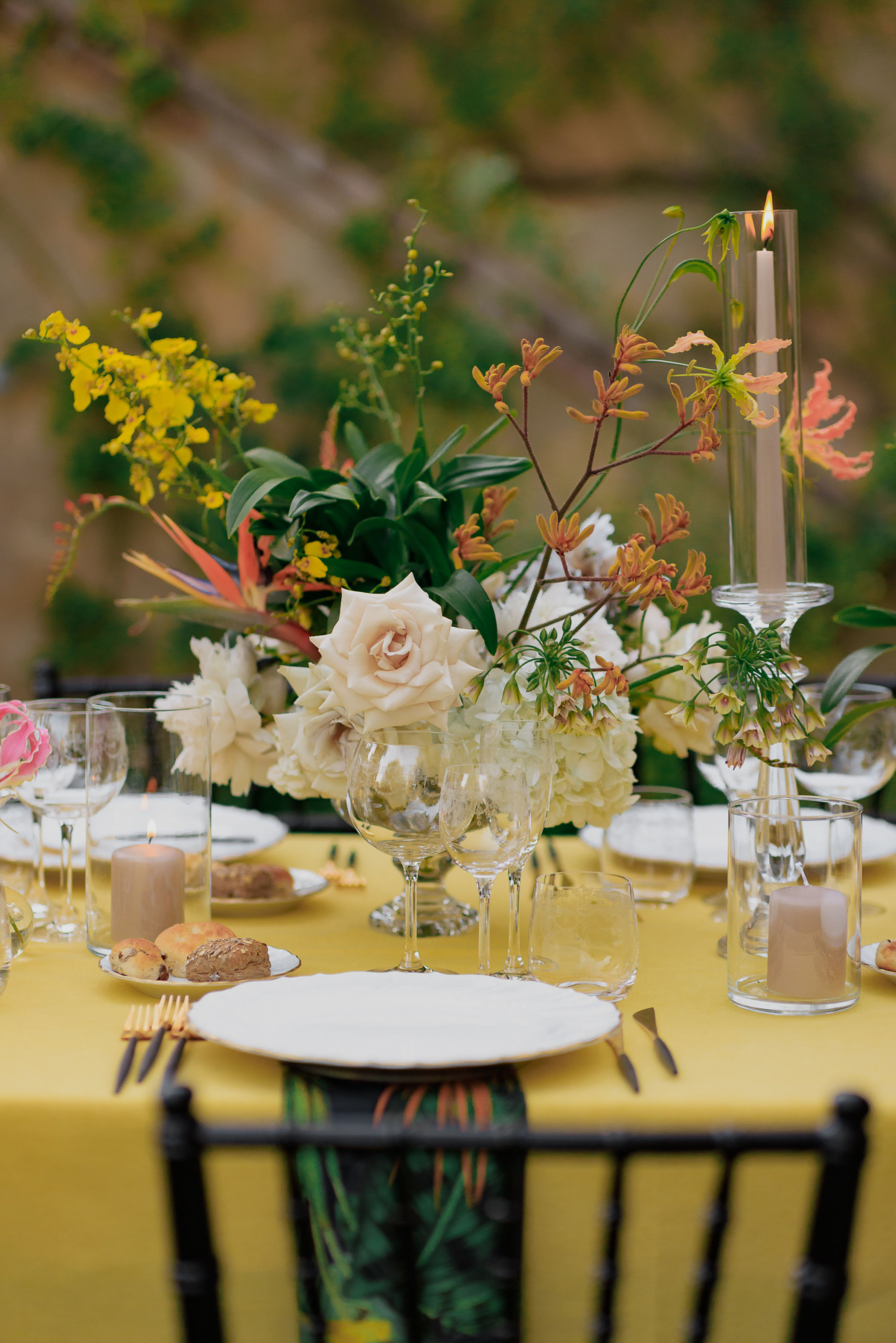 Modern Classic, A colorful wedding at Villa il Palagio in the heart of Tuscany
