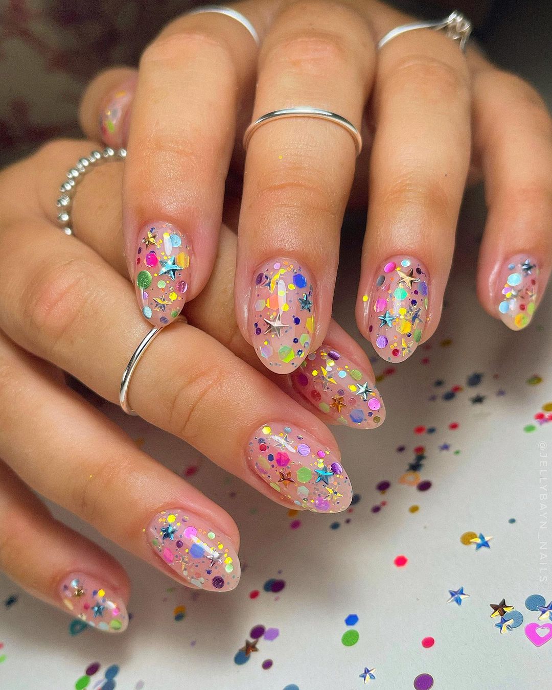45 Cute New Years Nails Ideas + Nail Art Designs to Ring in 2024
