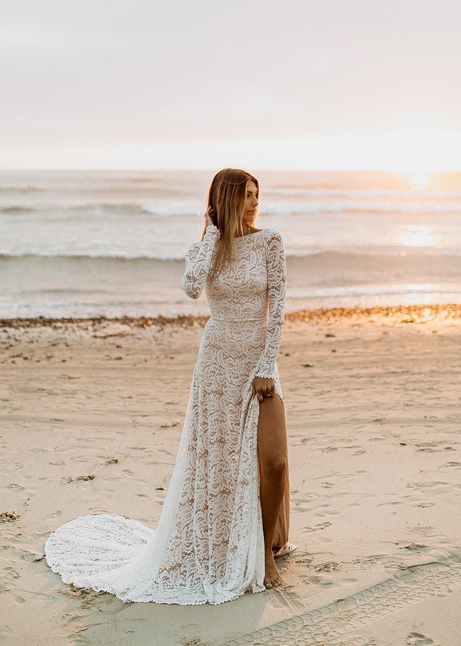 25 Best High Neck Wedding Dresses for a Truly Elevated Look