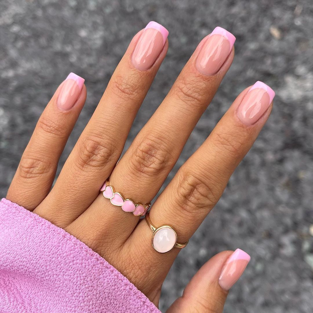 27 French Tip Nails We Love From Hot To Light Pink Manicure Designs