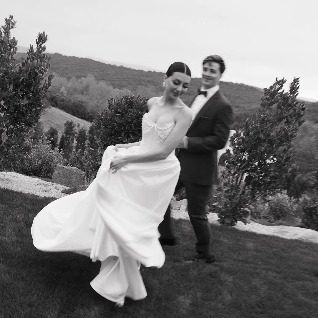 candid photo of a bride and groom captured by a wedding content creator
