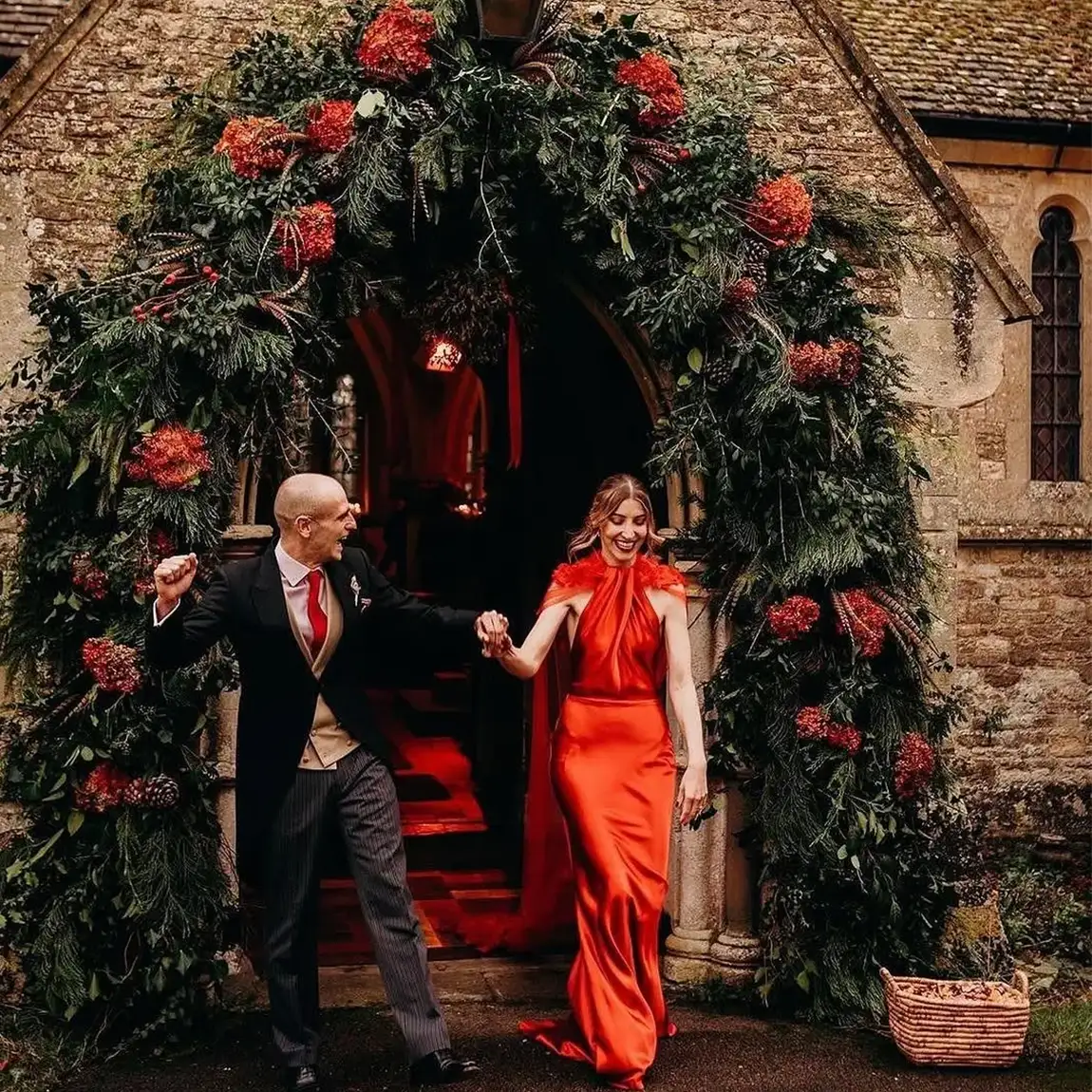 Beautiful Christmas Wedding Ideas - Luxe Locks Studio, image size:1150x1150